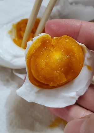 自製鹹蛋 的食譜成品照片