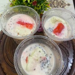 A picture of Custard milk.