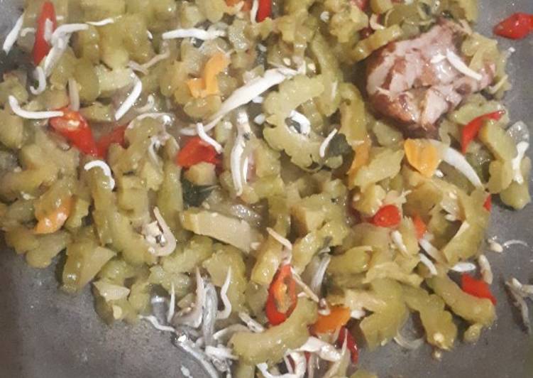 Resep Tumis pare teri medan yang Menggugah Selera