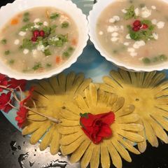 A picture of Barley vegetable cream soup.