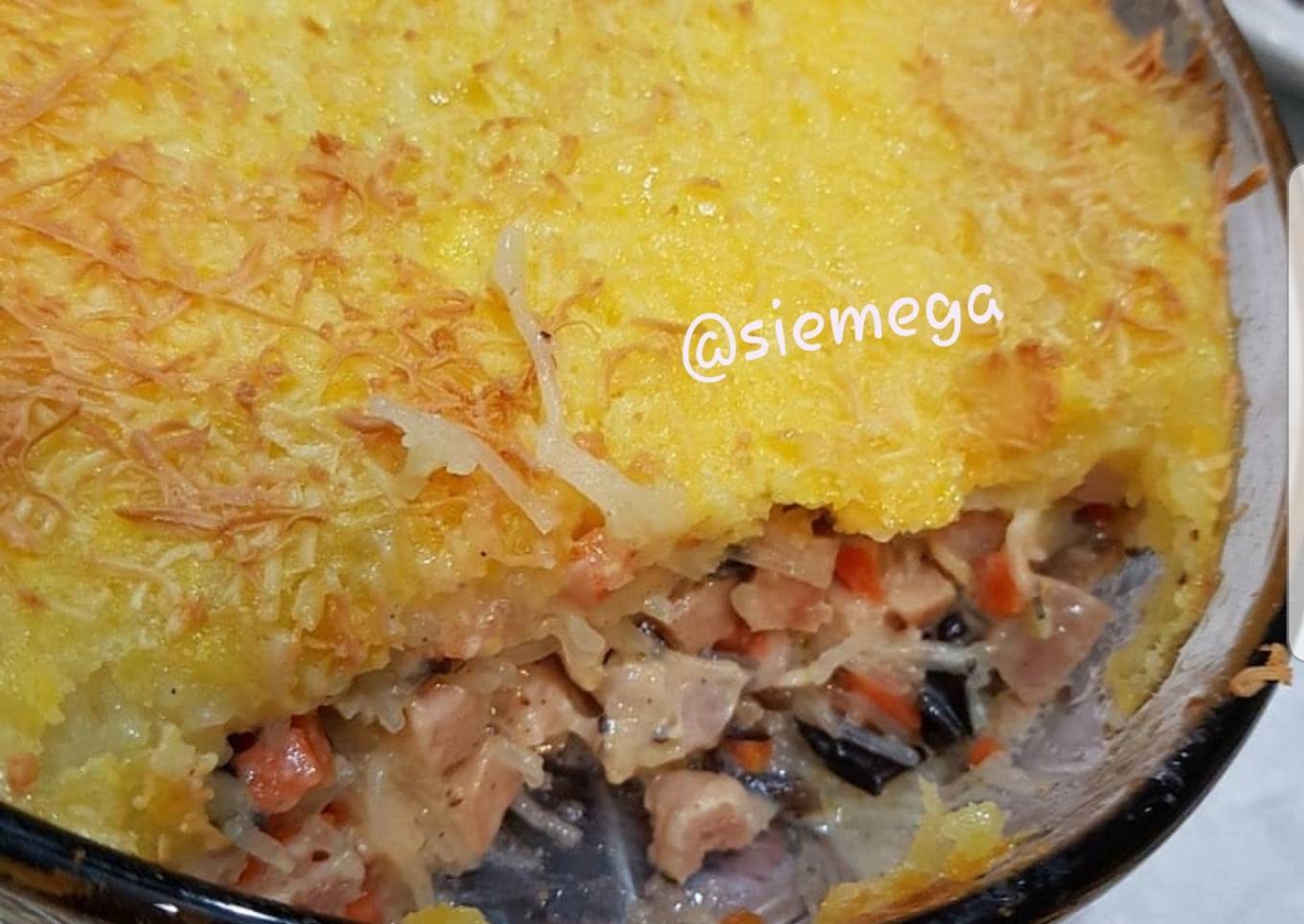 Pastel tutup (non halal)