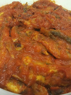 Una foto de Sardinillas en tomate