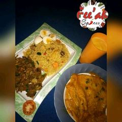 A picture of Noodles,gas meat,wainar flour and custard.