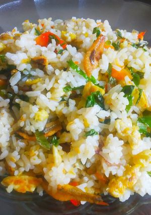 Foto resep Nasi goreng daun kunyit