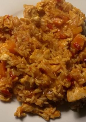 Una foto de Arroz con Pollo (fácil y rápido)
