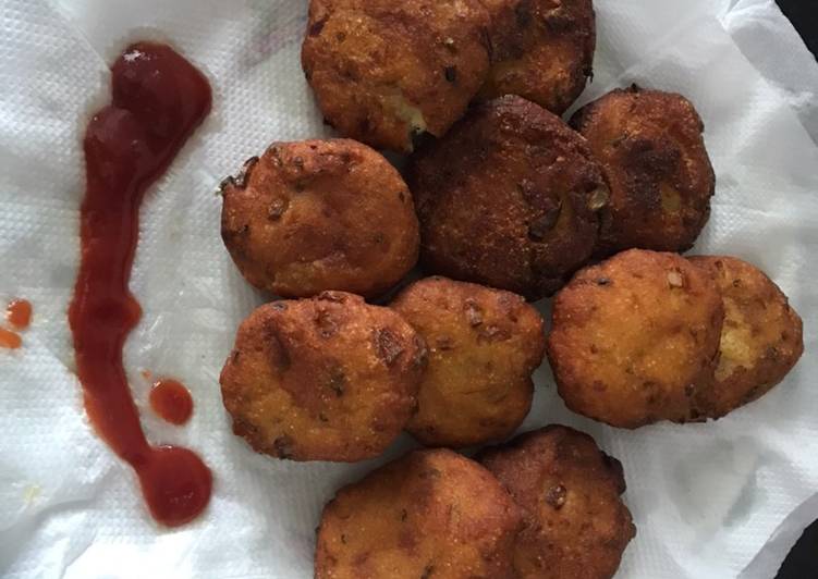 Easiest Way to Prepare Suji potato cutlet in 11 Minutes for Beginners