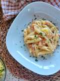 Pennette con vellutata di patate e salmone