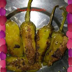 A picture of Garamflour stuffed pepper.