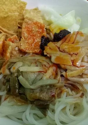 Hình của món Review mì Trung Quốc 😂😂😂.