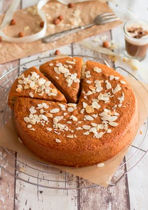 Foto di Torta al Latte Caldo e Caffè