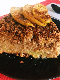 Una foto de Tarta de manzana con crumble (integral sin azúcar)