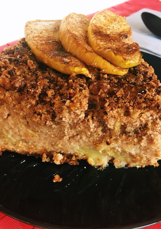 Una foto de Tarta de manzana con crumble (integral sin azúcar)