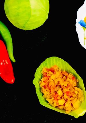 A picture of Cabbage Tomato Sabzi.