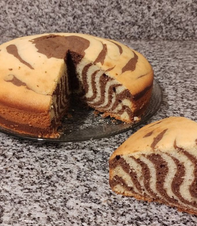 Una foto de Torta cebra | fran cocina