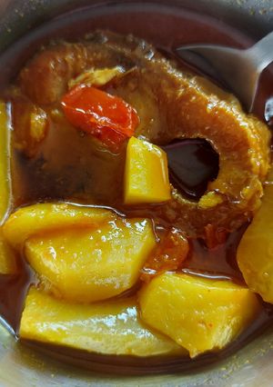 আলু কপির ঝোল পেঁপে দিয়ে (Aloo kopir jhol pepe diye recipe in Bengali) রেসিপির প্রধান ছবি