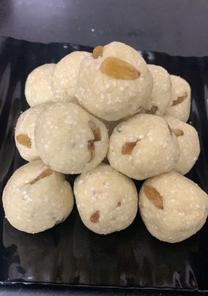तिलबुग्गा (Tilbugga recipe in Hindi) रेसिपी मुख्य फोटो