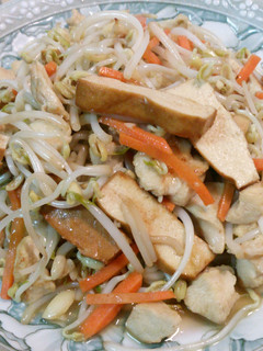 豆干炒雞米豆芽菜 的食譜成品照片
