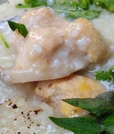 cơm nguội, thịt gà