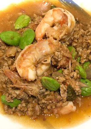 รูปของ สะตอหมูกุ้งผัดกะปิ
