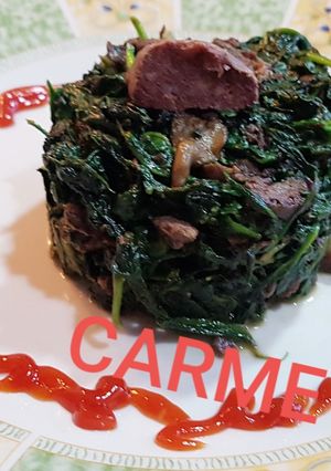 Foto principal de Revuelto de espinacas y butifarra negra