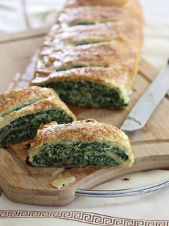 Una foto de Pastel de hojaldre de espinacas y ricotta