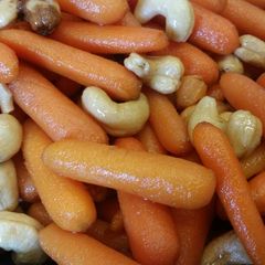 A picture of Maple Carrots w/ Cashews.