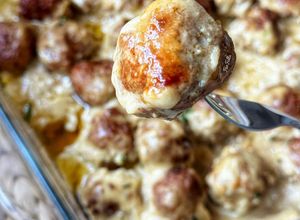 صورة لوصفة كفتة إيكيا بصوص الكريما 🍖 IKEA Swedish Meatballs