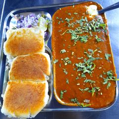 A picture of Pav bhaji.