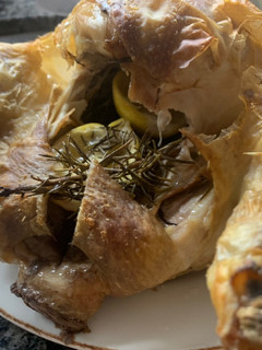 Una foto de Pollo al horno a la sal: fácil y deli