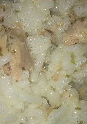 Una foto de Arroz Blanco con Atún