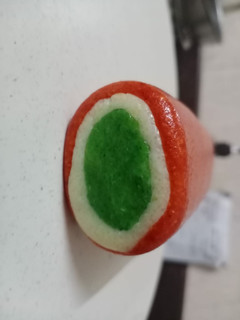A picture of Tricolor rolls.