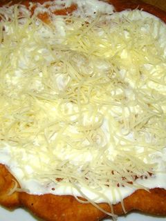Kefires lángos recept fotója