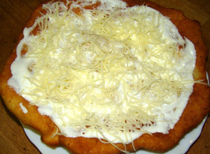 Kefires lángos recept fotója