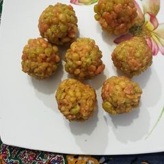 Coloured boondi ladoo A picture of Coloured boondi ladoo.
