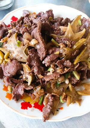 Hình của món Bò xào khế.