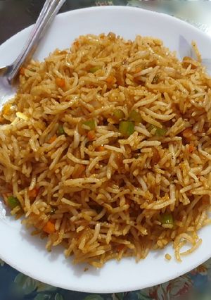 A picture of Veg Garlic fried rice.