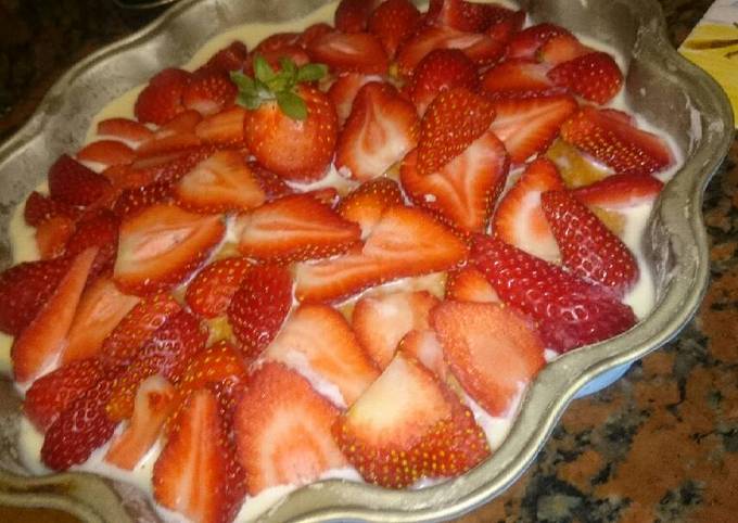 Strawberry cake for valentines day!