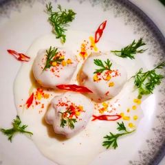 A picture of Dahi Vada.