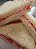 Easy tomato sandwich