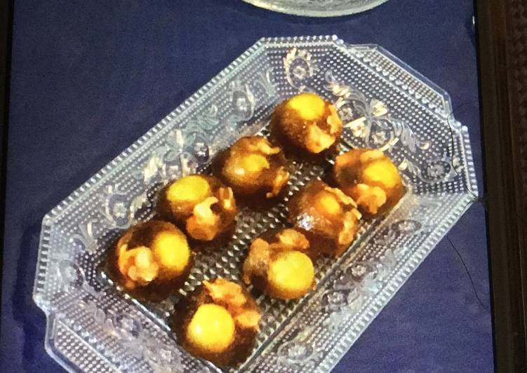 Bombones de vermut con berberechos y olivas