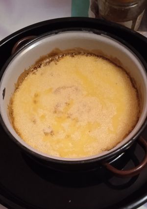 O poză a rețetei Crema de zahăr ars - tort.