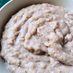 A picture of Rice Porridge with Groundnut flour.