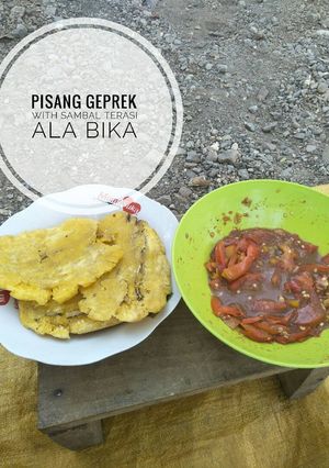 Foto resep Pisang geprek+sambel trasi