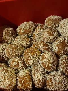 A picture of Milo Balls.