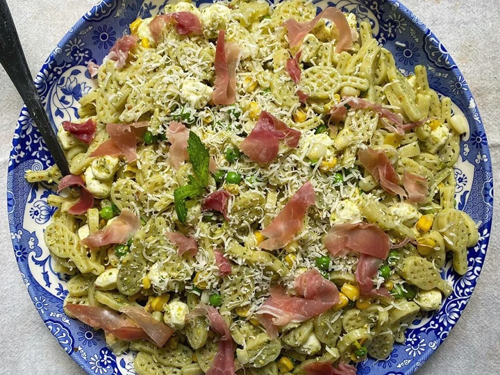Easy Way Make Rackets & Balls Pesto Pasta Salad the Delicious Tasty