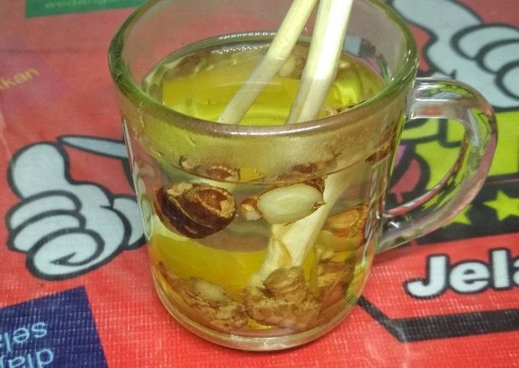 Wedang Jejak pereda Batuk