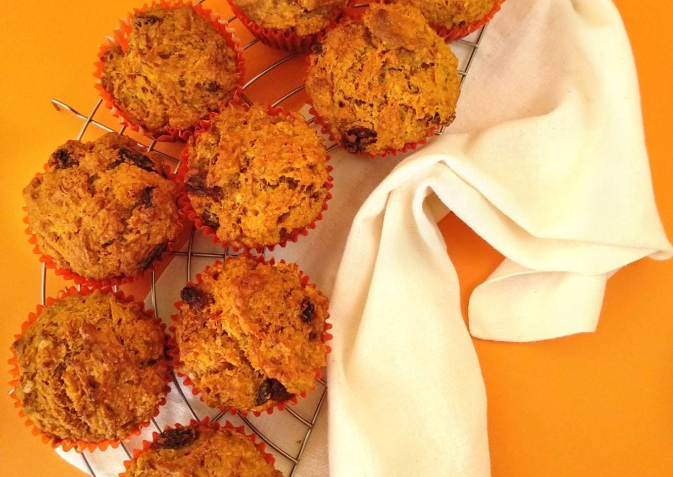 Muffins veganos de plátano y zanahorias🧁🥕🍌