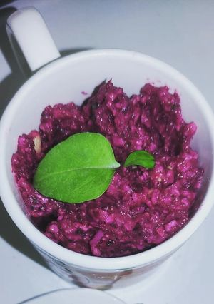 Une photo de Pesto de betterave