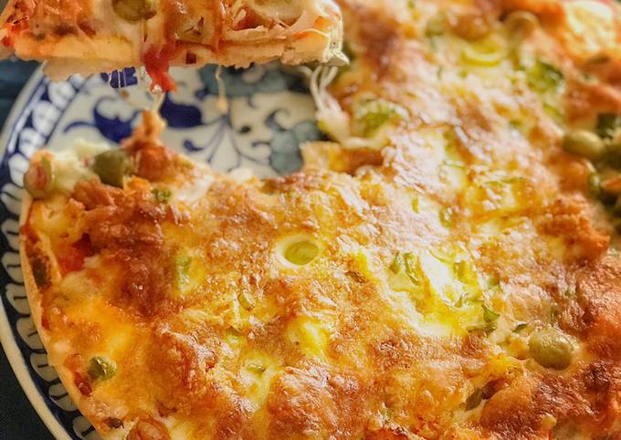 Chilli chicken pizza Recipe