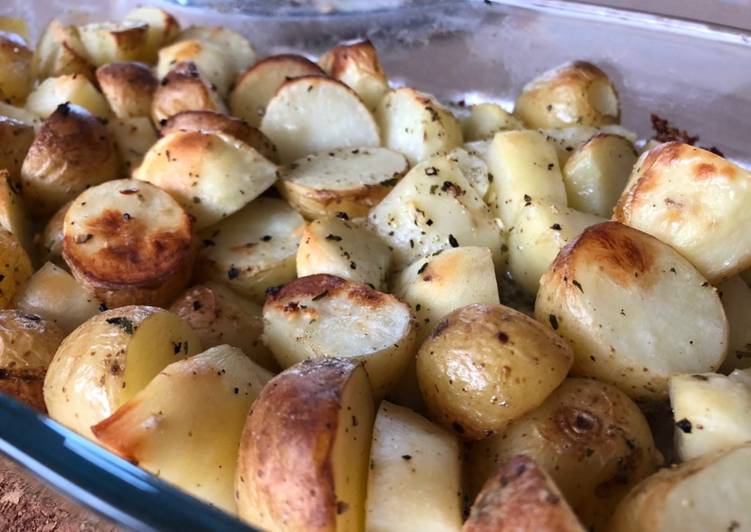 Resep Baked baby potato oleh ekitchen - Cookpad